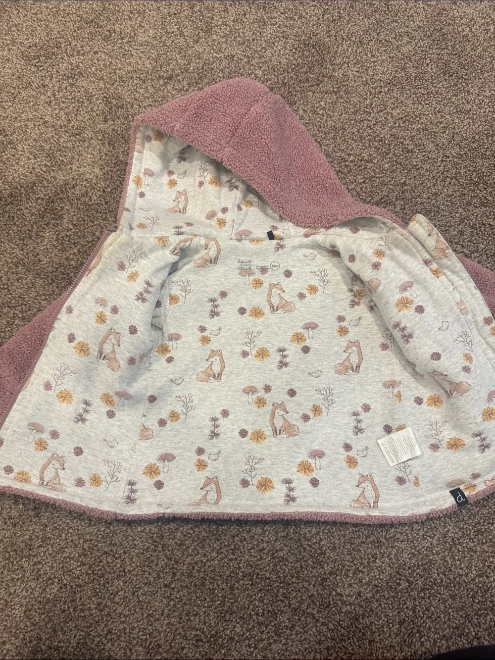 Deux nar deux pink fleece hooded jacket, size 18m